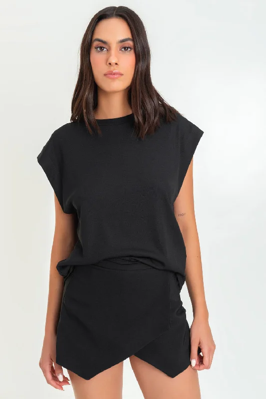 Falda short asimétrico cremallera